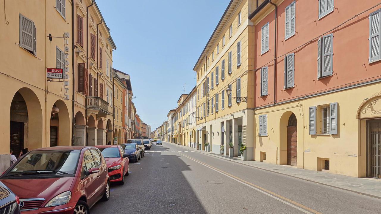 Alle Porte Del Centro - Guest House Reggio nell'Emilia Esterno foto